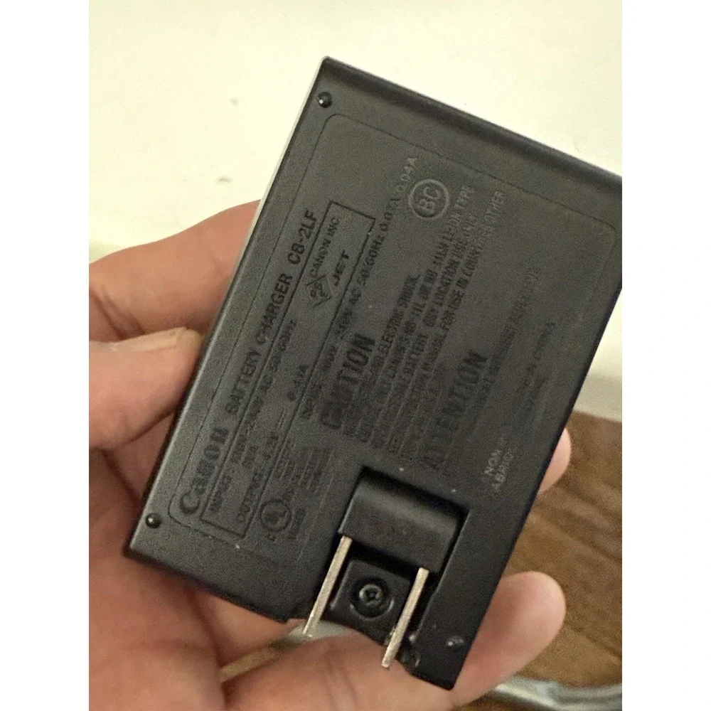 Genuine Canon CB-2LF Battery Charger